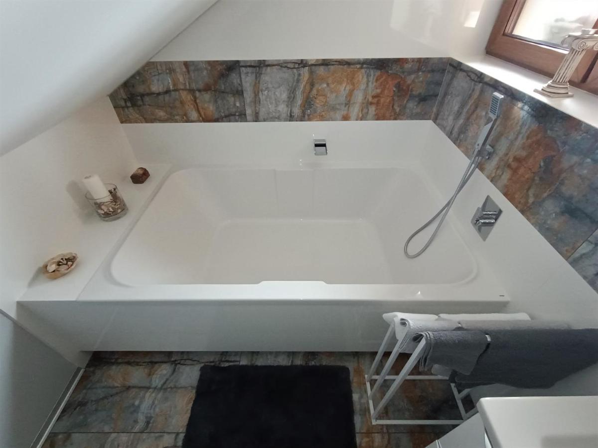 Barytowy Apartament Tarnowskie Góry Extérieur photo